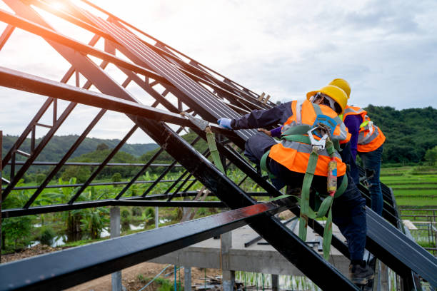 Quick and Trustworthy Emergency Roof Repair Services in Country Clu, FL